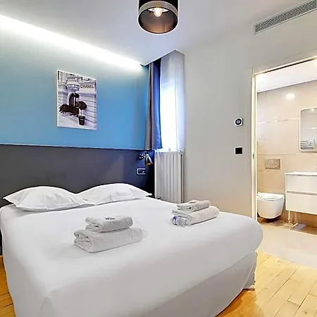 Modern Near Palais Garnier 3*